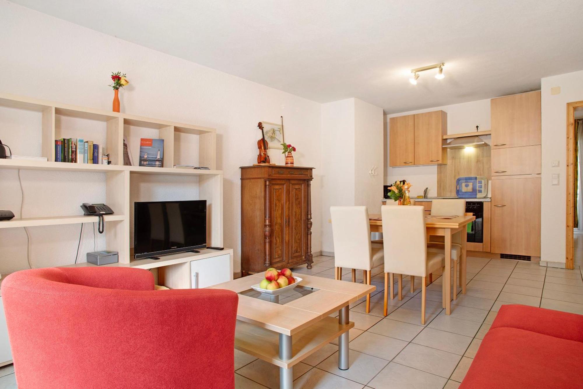 Shamal Apartment *