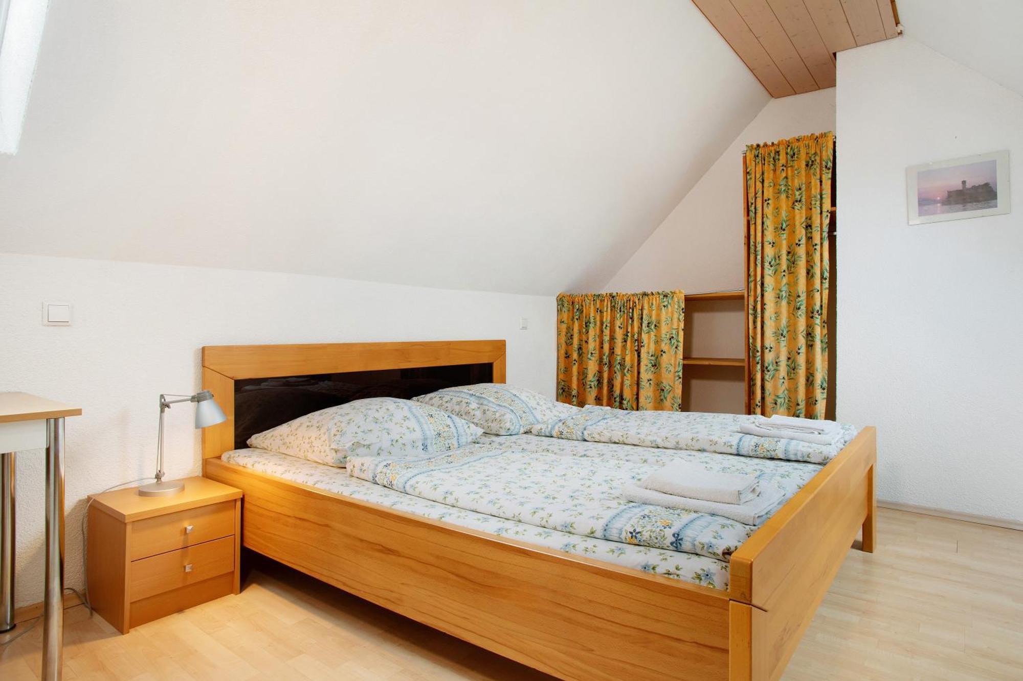 Shamal Apartament *